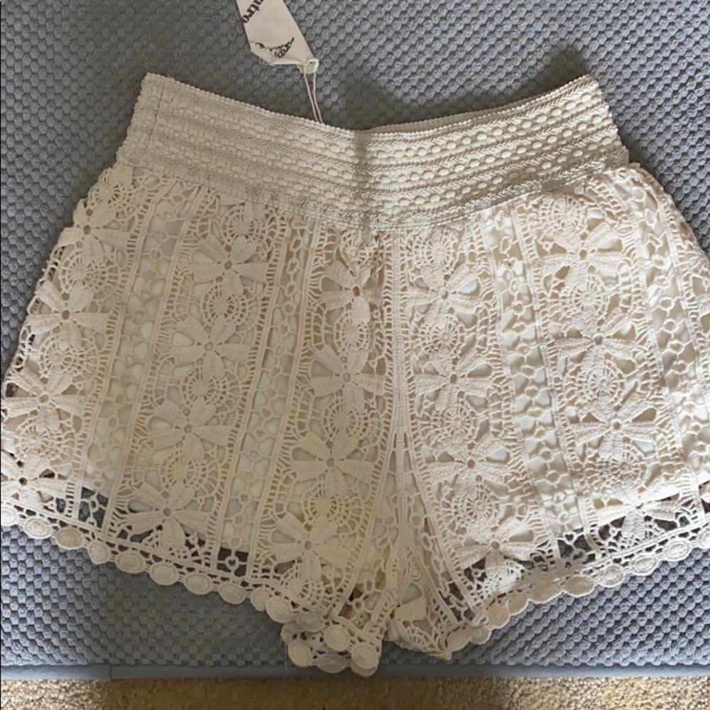 Shorts - Picture 2 of 5